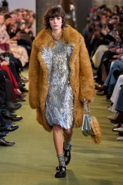 Look 31